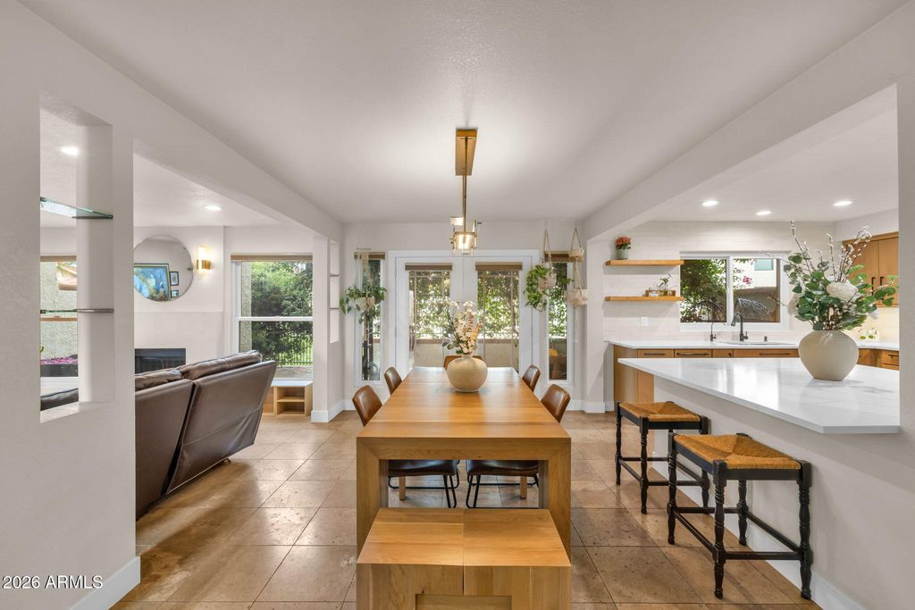 7609 N LYNN OAKS Drive, Scottsdale, AZ 85258 — photo 2