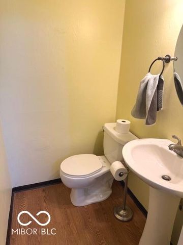10361 Mercury Drive, Indianapolis, IN 46229