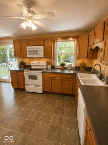 10361 Mercury Drive, Indianapolis, IN 46229