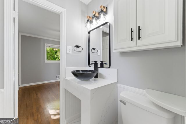 1100 Vonda Lane SW, Mableton, GA 30126