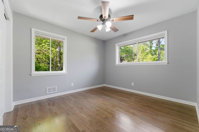 1100 Vonda Lane SW, Mableton, GA 30126