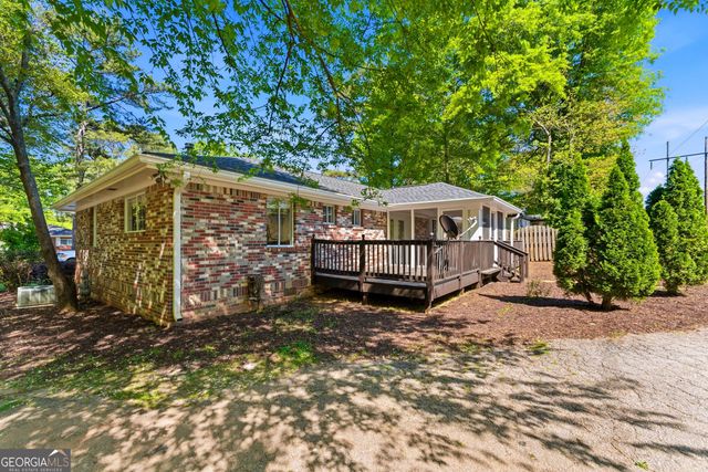 1100 Vonda Lane SW, Mableton, GA 30126