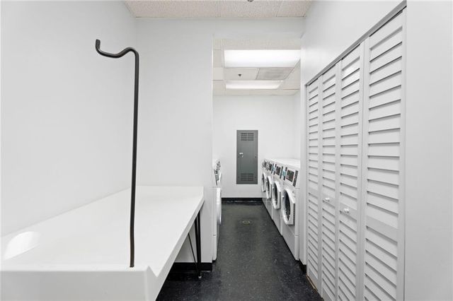 795 HAMMOND Drive 505, Atlanta, GA 30328