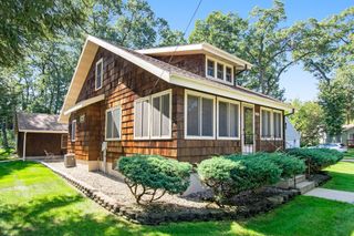 2301 Oakenwald Drive, Long Beach, IN 46360