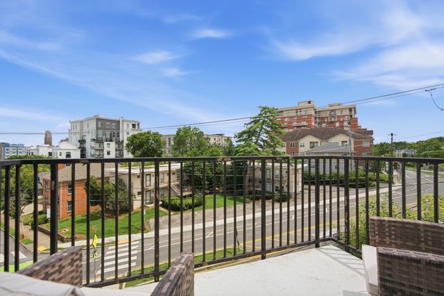 205 31st Ave N Apt 310, Nashville, TN 37203