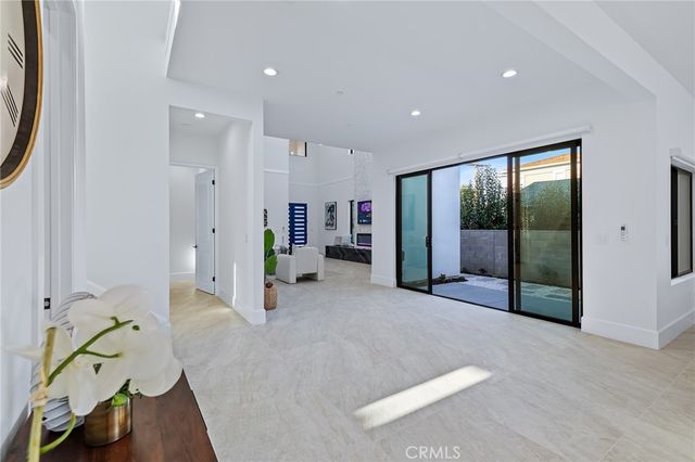 10322 Avenida Cinco De Mayo, Fountain Valley, CA 92708