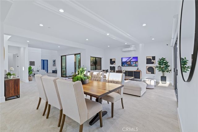 10322 Avenida Cinco De Mayo, Fountain Valley, CA 92708
