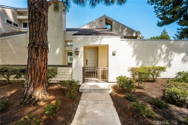 8 Claret 49, Irvine, CA 92614