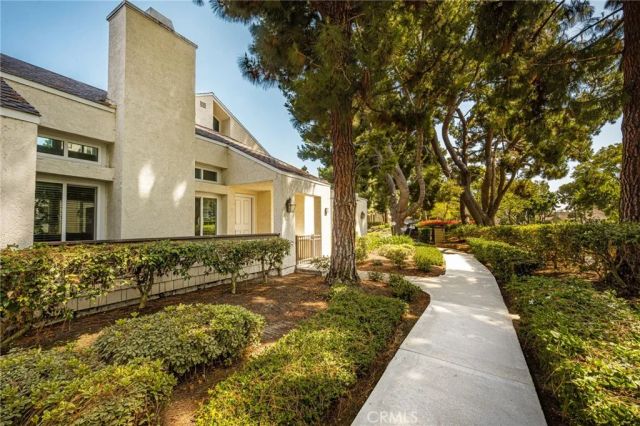 8 Claret 49, Irvine, CA 92614