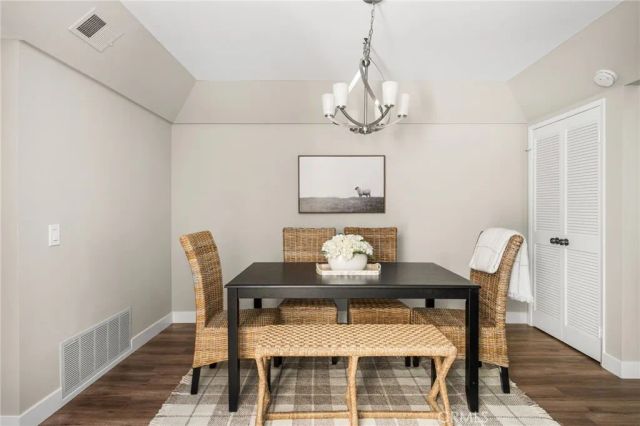 8 Claret 49, Irvine, CA 92614
