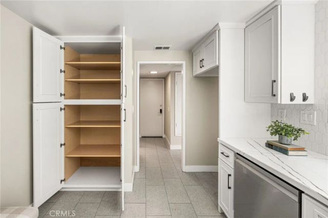 8 Claret 49, Irvine, CA 92614