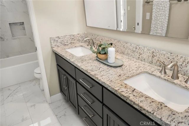 8 Claret 49, Irvine, CA 92614
