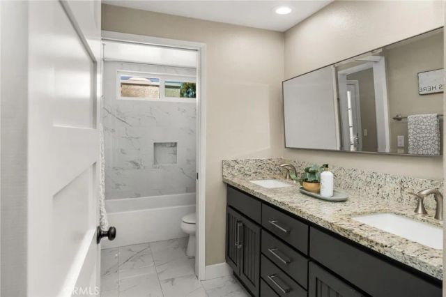 8 Claret 49, Irvine, CA 92614