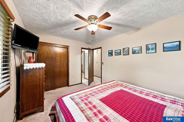 2401 NW 50 Street, Lincoln, NE 68524