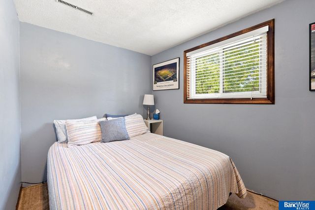2401 NW 50 Street, Lincoln, NE 68524