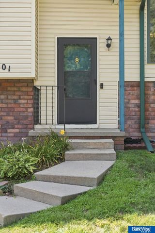 2401 NW 50 Street, Lincoln, NE 68524