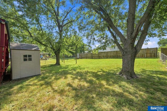 2401 NW 50 Street, Lincoln, NE 68524