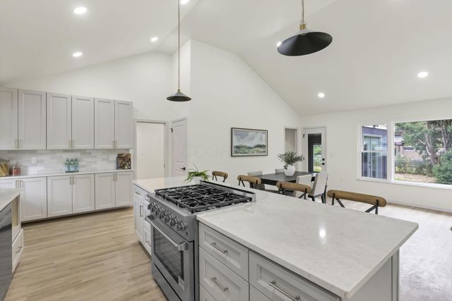 1285 Kingsgate Road, Columbus, OH 43221