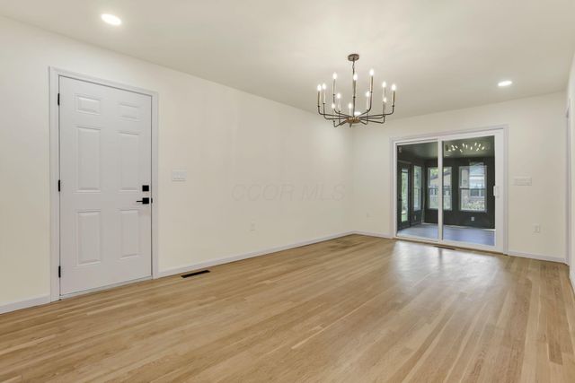 1285 Kingsgate Road, Columbus, OH 43221