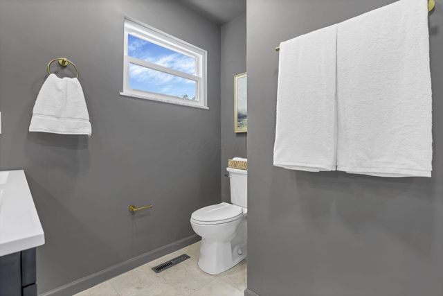 1285 Kingsgate Road, Columbus, OH 43221