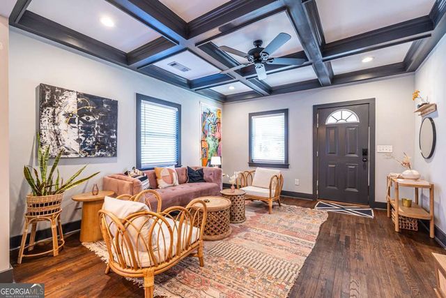 988 Mayson Turner Road NW, Atlanta, GA 30314