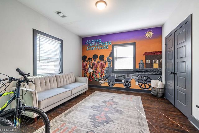 988 Mayson Turner Road NW, Atlanta, GA 30314