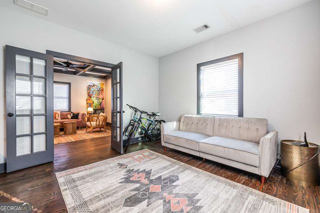 988 Mayson Turner Road NW, Atlanta, GA 30314