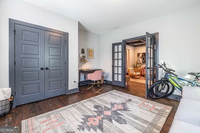 988 Mayson Turner Road NW, Atlanta, GA 30314