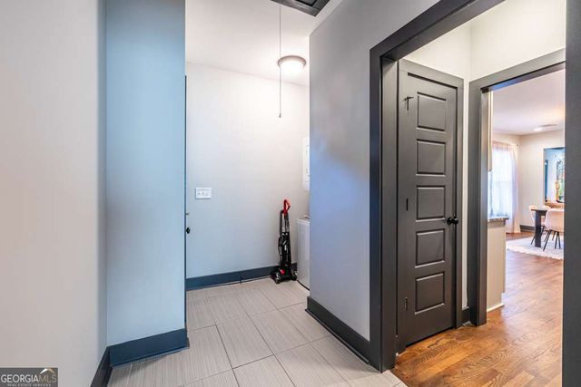 988 Mayson Turner Road NW, Atlanta, GA 30314