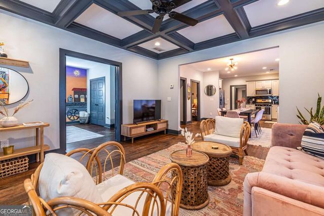 988 Mayson Turner Road NW, Atlanta, GA 30314