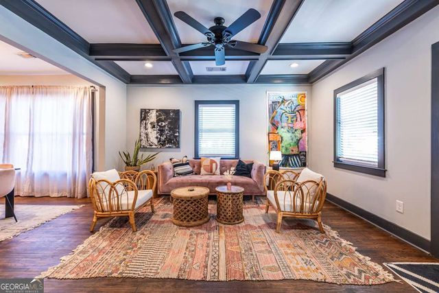 988 Mayson Turner Road NW, Atlanta, GA 30314