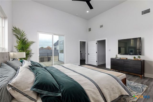 103 Onini Court, Bastrop, TX 78602