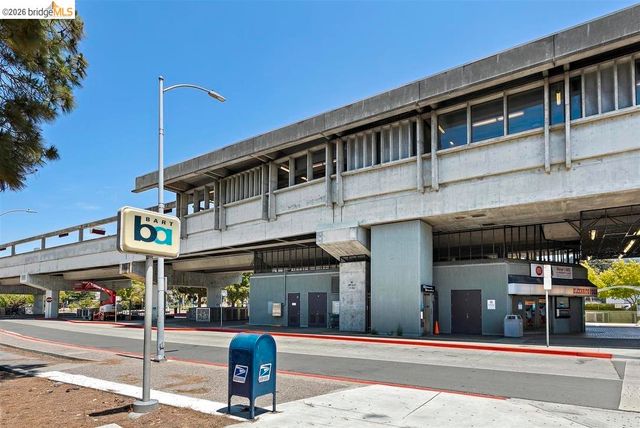 1000 Elm Ct, El Cerrito, CA 94530