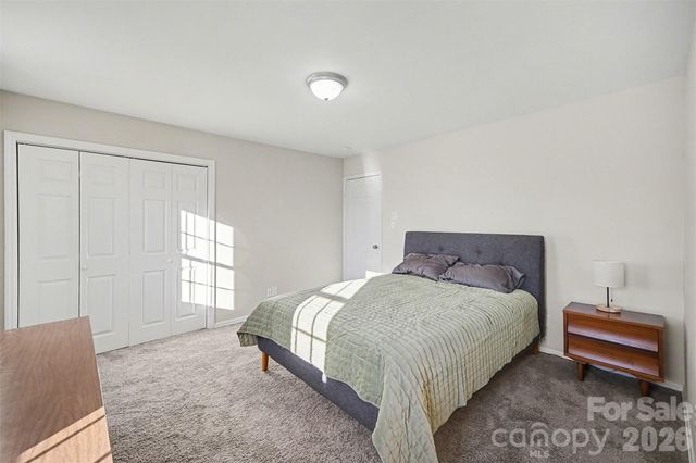 8001 Regent Park Lane, Charlotte, NC 28210