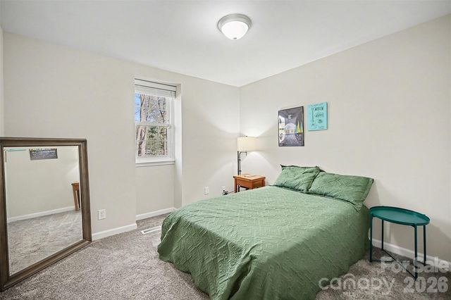 8001 Regent Park Lane, Charlotte, NC 28210