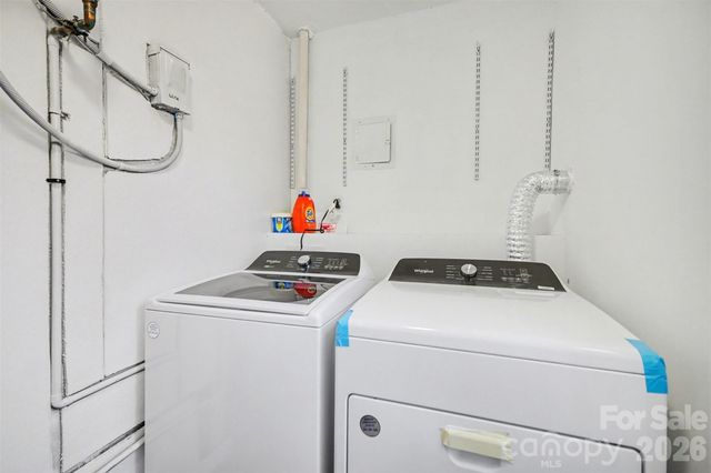 8001 Regent Park Lane, Charlotte, NC 28210