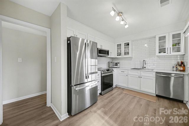 8001 Regent Park Lane, Charlotte, NC 28210