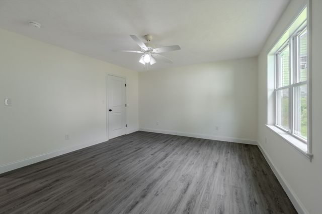 109 Navy Yard Rd, Dracut, MA 01826