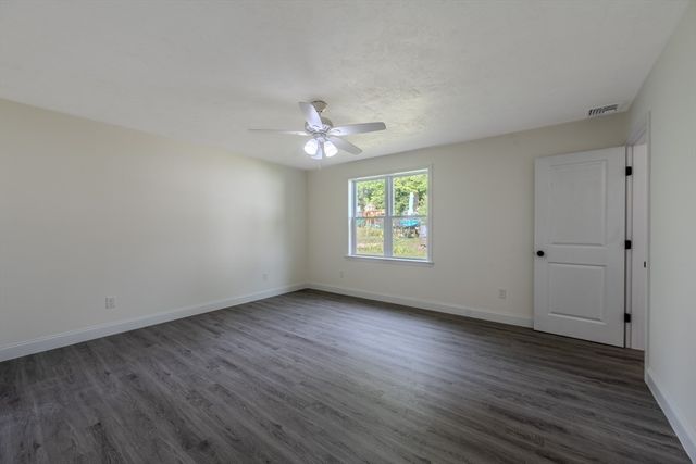 109 Navy Yard Rd, Dracut, MA 01826