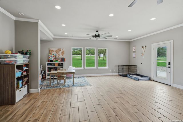 30041 Beck Rd, Bulverde, TX 78163
