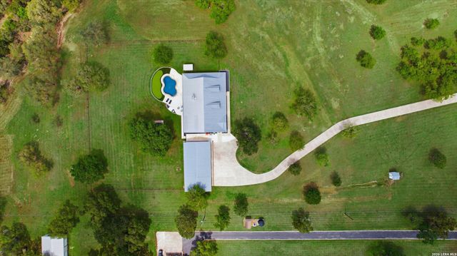 30041 Beck Rd, Bulverde, TX 78163