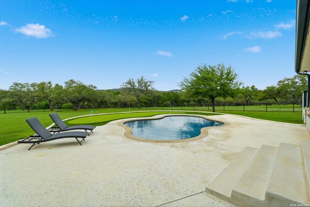 30041 Beck Rd, Bulverde, TX 78163