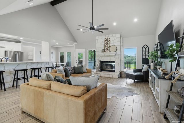 30041 Beck Rd, Bulverde, TX 78163