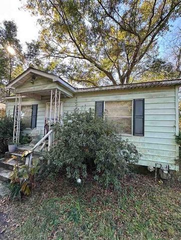 53 Lefevre Street, Mobile, AL 36607