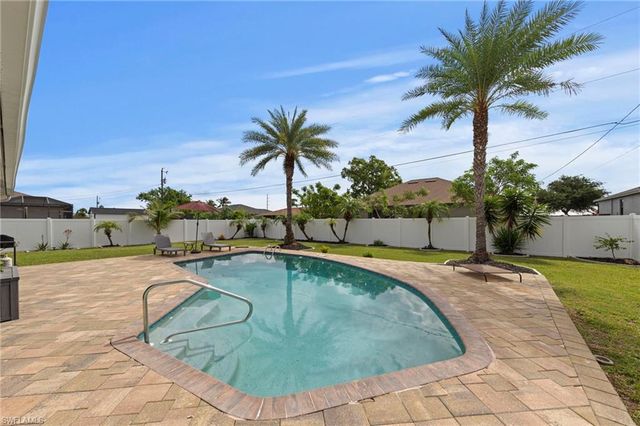 3923 1st AVE, Cape Coral, FL 33914