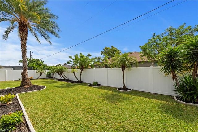 3923 1st AVE, Cape Coral, FL 33914