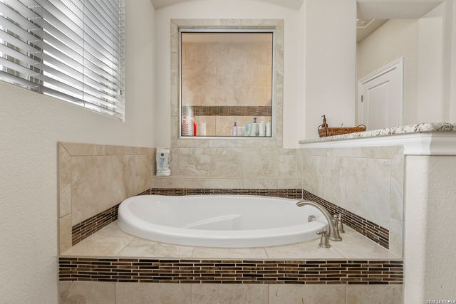 9007 Craigs Gate, Boerne, TX 78015