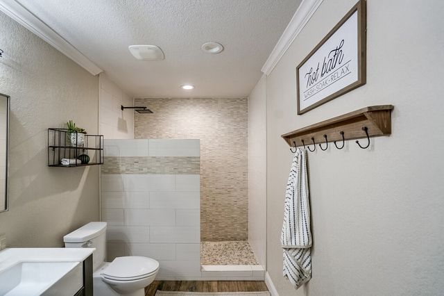 2045 Mansfield Road, Cedar Hill, TX 75104