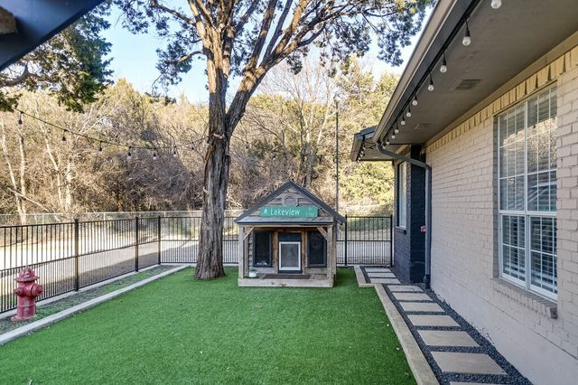 2045 Mansfield Road, Cedar Hill, TX 75104