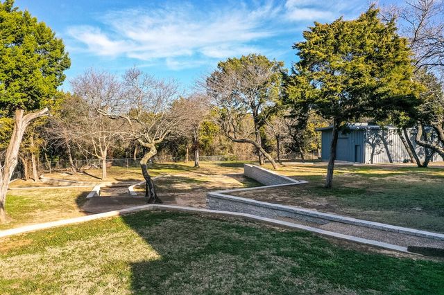 2045 Mansfield Road, Cedar Hill, TX 75104